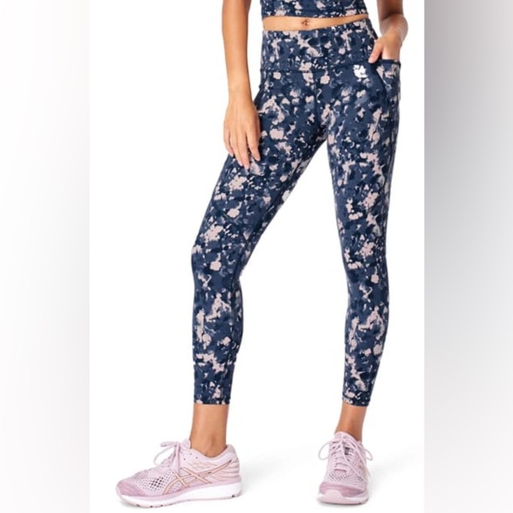 Sweaty Betty Navy and Cream Patterned Leggings